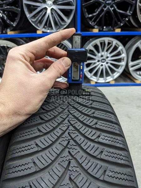 Hankook 185/65 R15 Zimska