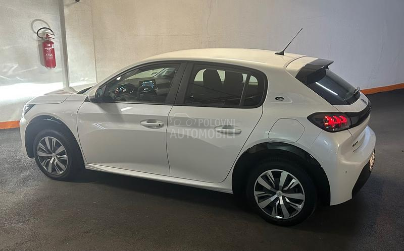 Peugeot 208 E