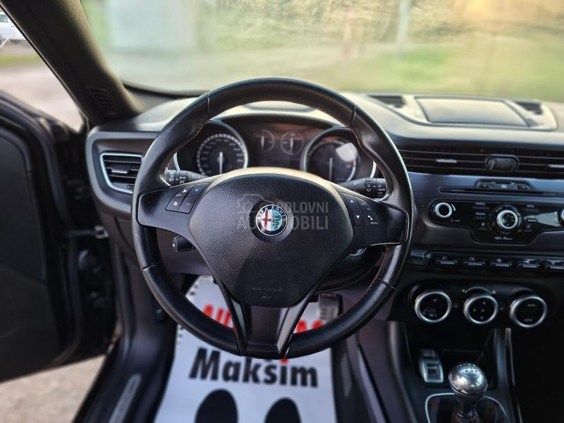 Alfa Romeo Giulietta 1,4b