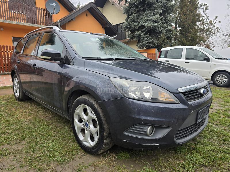 Ford Focus 1.6b G A S 2 klj