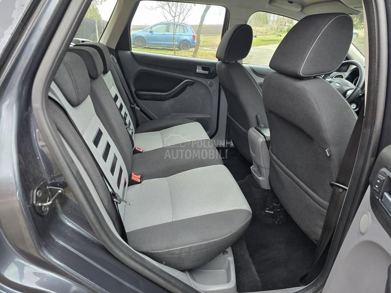 Ford Focus 1.6b G A S 2 klj