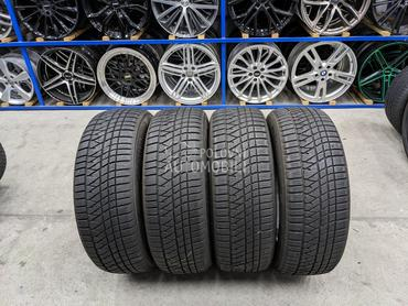 Kumho 235/60 R18 Zimska