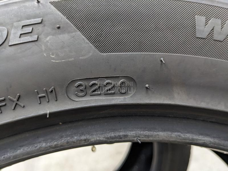 Hankook 205/50 R17 Zimska