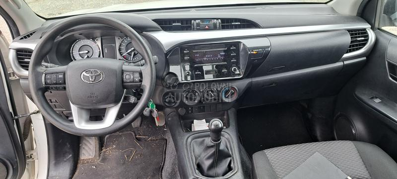 Toyota Hi Lux 2.4D4D 4x4 DC COMF