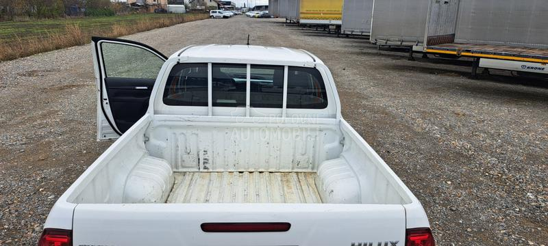 Toyota Hi Lux 2.4D4D 4x4 DC COMF