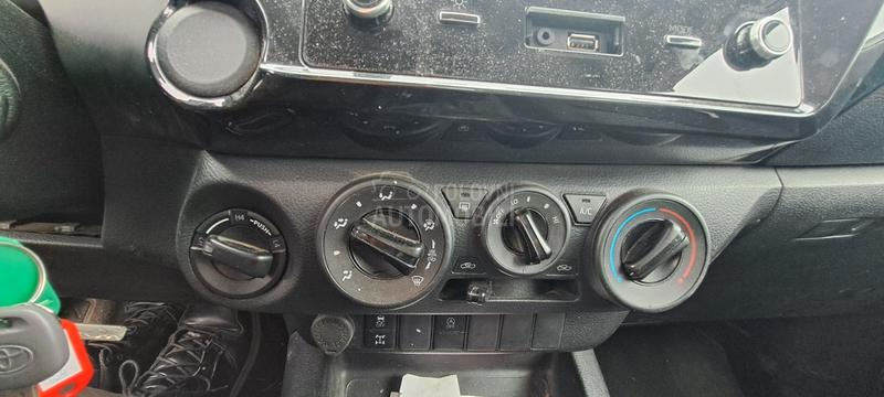 Toyota Hi Lux 2.4D4D 4x4 DC COMF