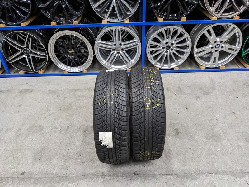 Bridgestone 205/60 R16 Zimska