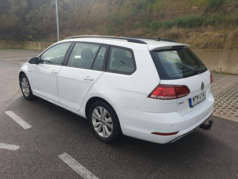 Volkswagen Golf 7 1.5 TGI DSG