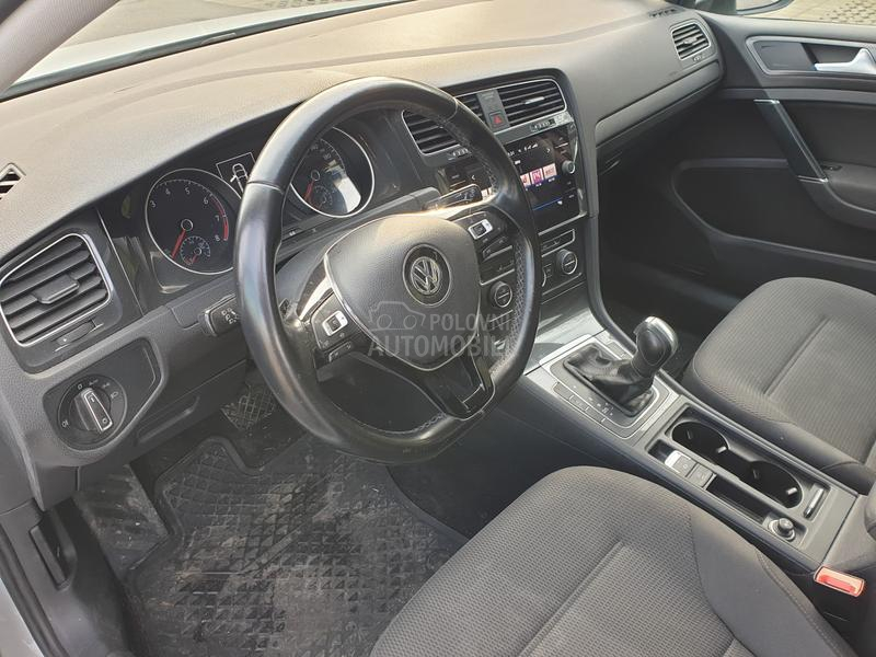 Volkswagen Golf 7 1.5 TGI DSG