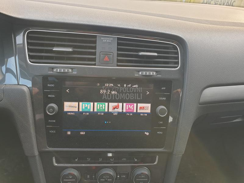 Volkswagen Golf 7 1.5 TGI DSG