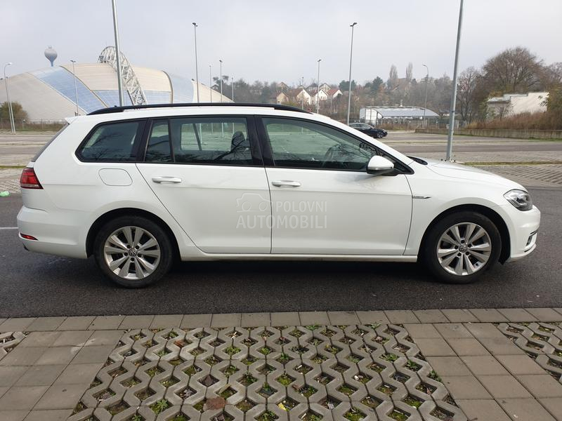 Volkswagen Golf 7 1.5 TGI DSG