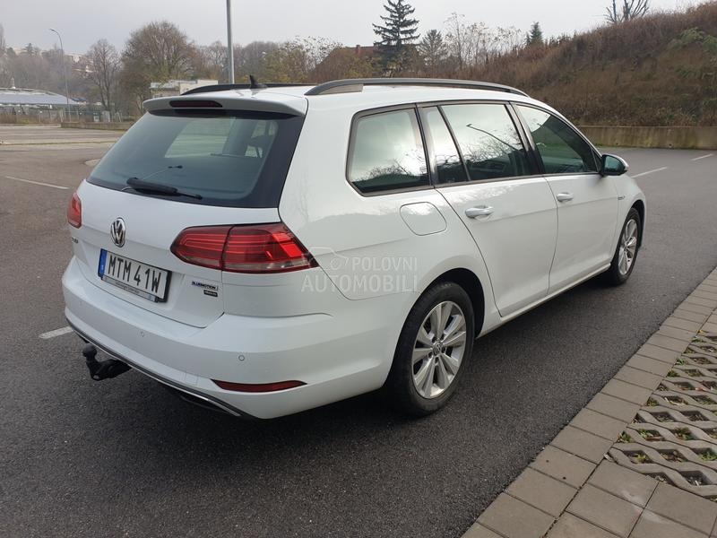 Volkswagen Golf 7 1.5 TGI DSG