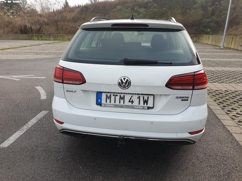Volkswagen Golf 7 1.5 TGI DSG