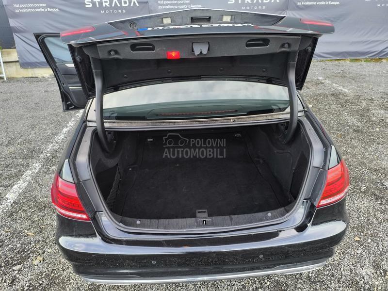 Mercedes Benz E 300 2.0 HIBRID BLU TEC