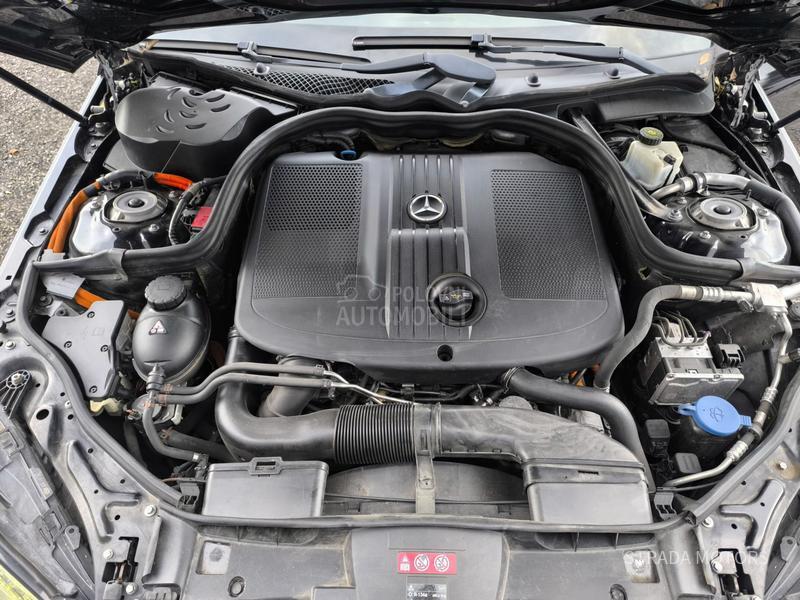 Mercedes Benz E 300 2.0 HIBRID BLU TEC