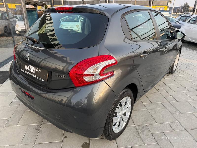 Peugeot 208 1.2b