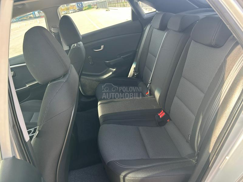 Hyundai i30 1.4/b.e.n.z/74k.w