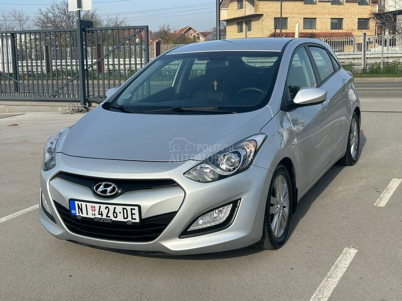 Hyundai i30 1.4/b.e.n.z/74k.w
