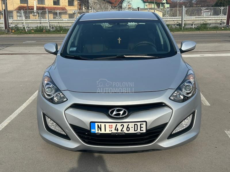 Hyundai i30 1.4/b.e.n.z/74k.w