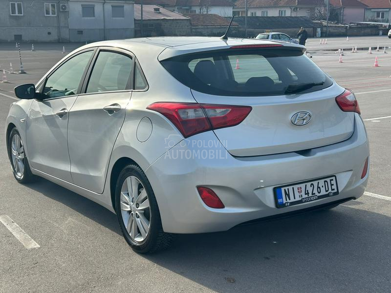 Hyundai i30 1.4/b.e.n.z/74k.w