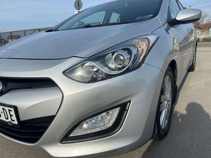 Hyundai i30 1.4/b.e.n.z/74k.w