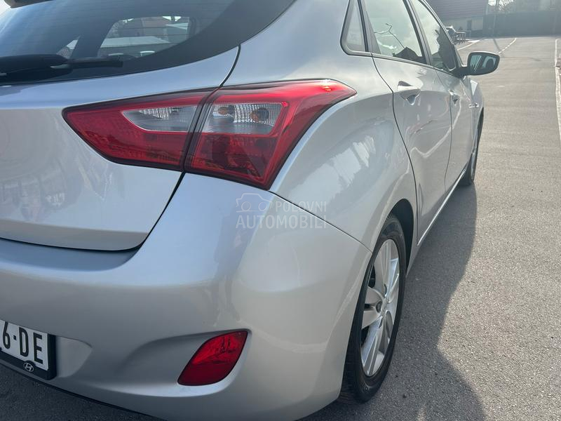 Hyundai i30 1.4/b.e.n.z/74k.w