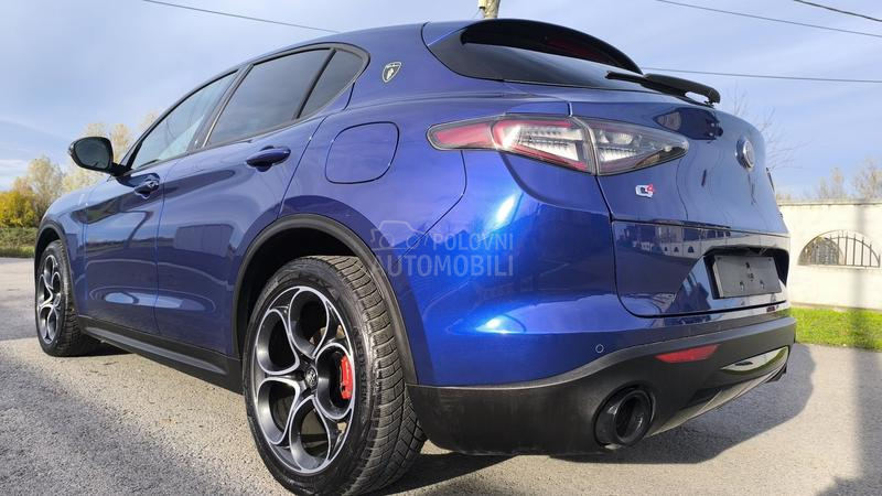 Alfa Romeo Stelvio Karbon/pano