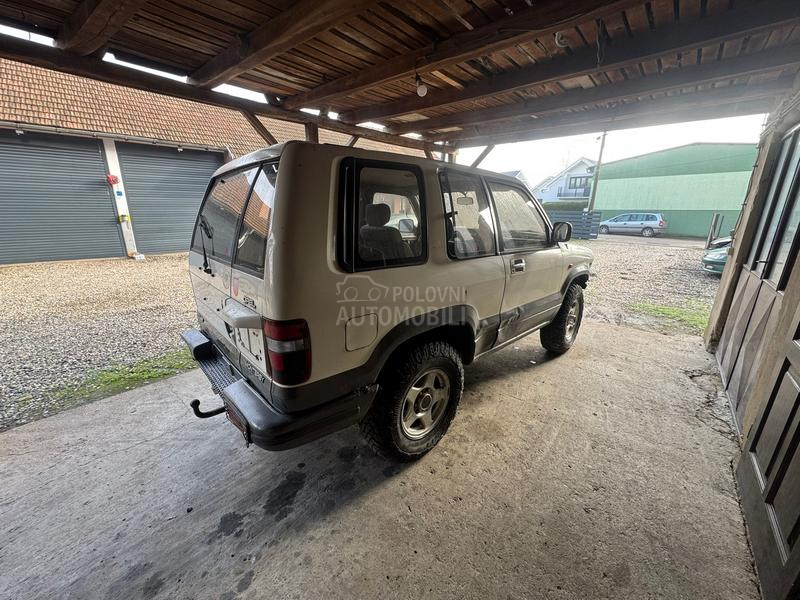 Opel Monterey 3.2i 4x4