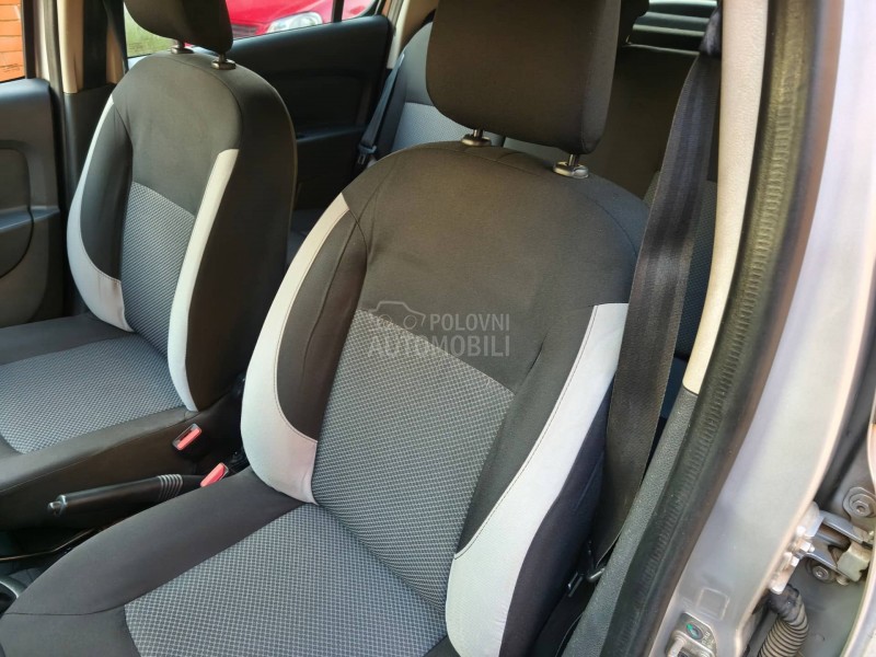 Dacia Sandero 1.5 DCI Kupljen u SR