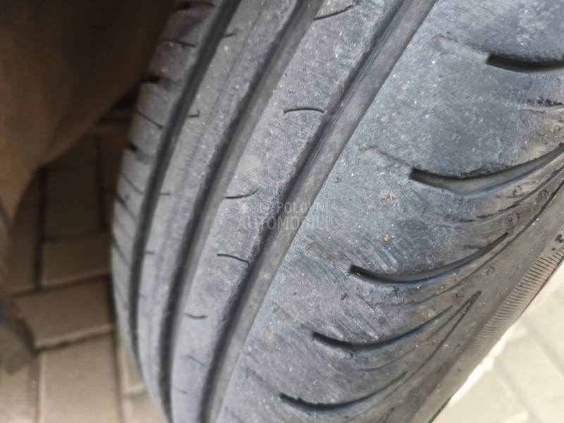 Dacia Sandero 1.5 DCI Kupljen u SR