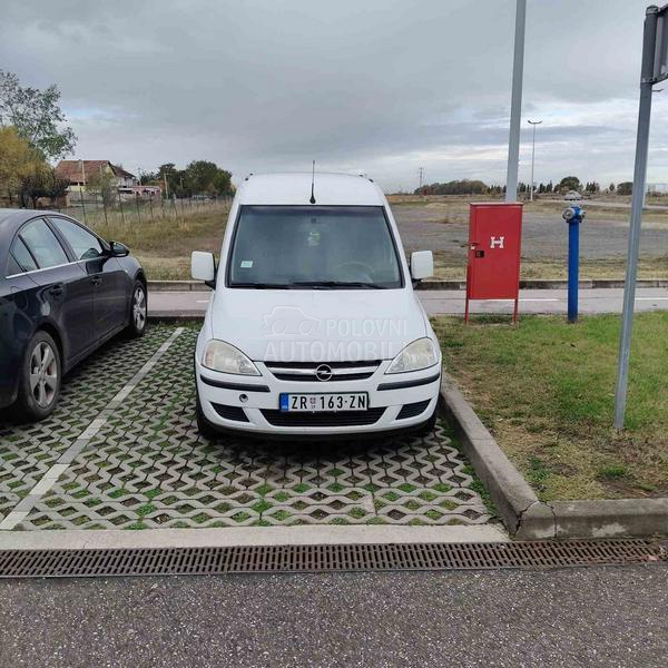 Opel Combo 1.6