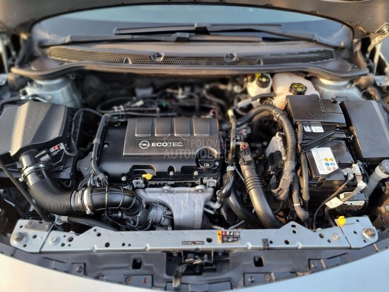 Opel Astra J 1.4T active Ch