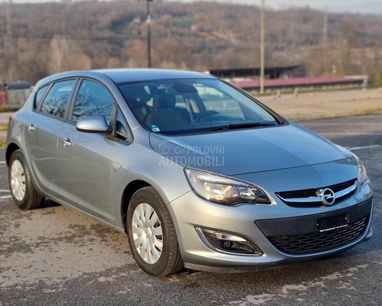 Opel Astra J 1.4T active Ch