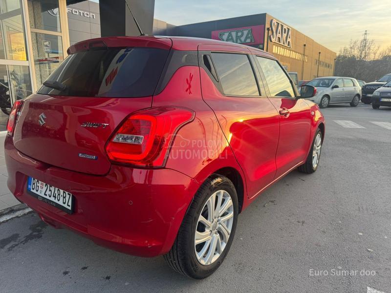 Suzuki Swift PREMIUM 2WD 5MT