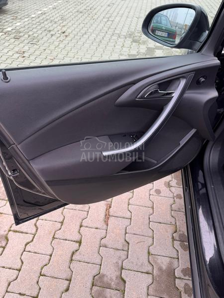 Opel Astra J 1.7 cdti