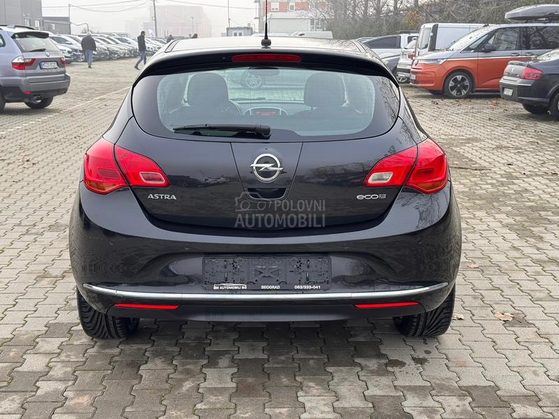 Opel Astra J 1.7 cdti