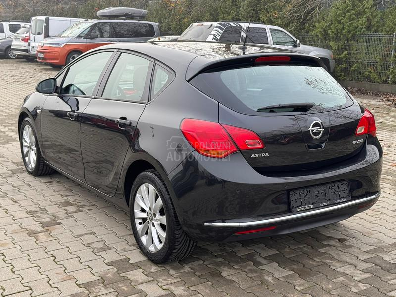Opel Astra J 1.7 cdti