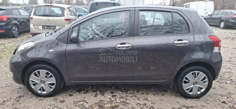 Toyota Yaris 1.3 BENC