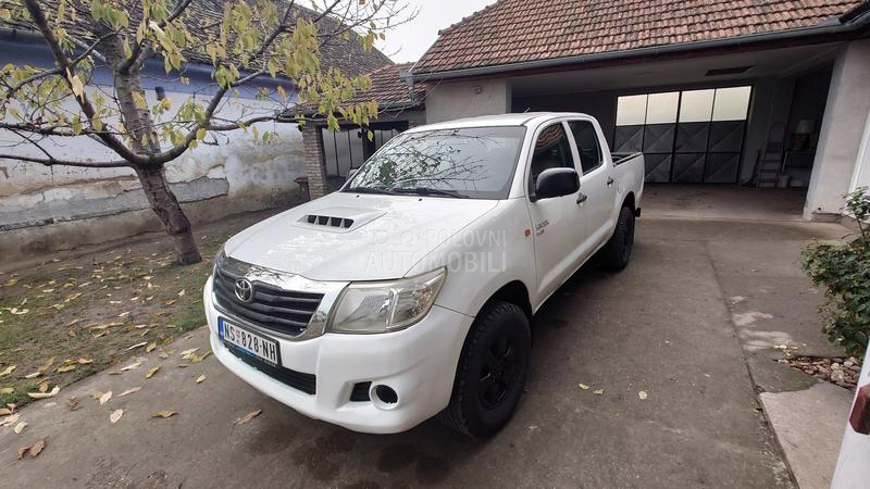 Toyota Hilux 