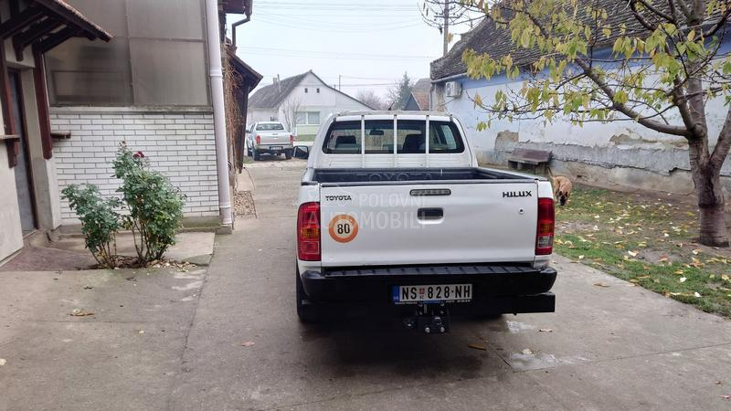 Toyota Hilux 