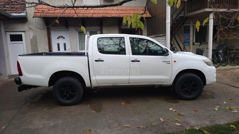 Toyota Hilux 