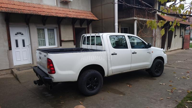 Toyota Hilux 