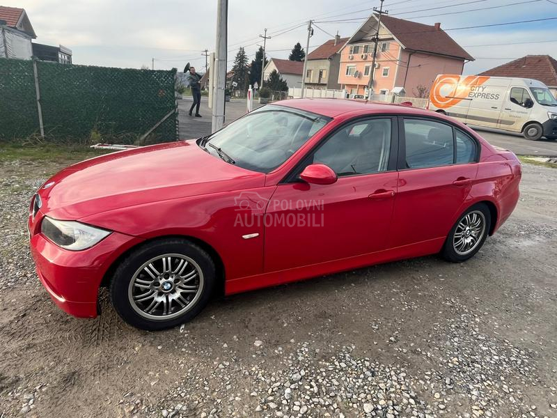 BMW 320 320d Reg godinu