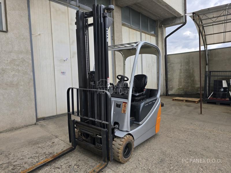 Still RX20 18  5,7m triplex