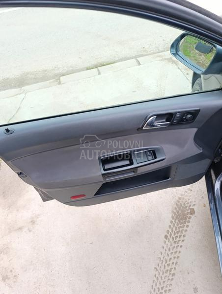 Volkswagen Polo 1.2 ben 5 v r a t a