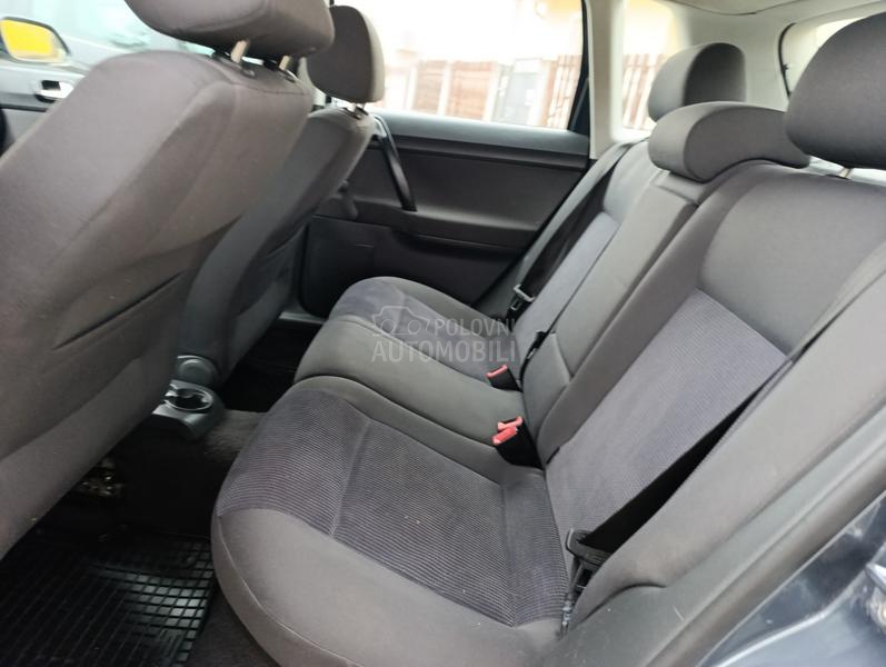 Volkswagen Polo 1.2 ben 5 v r a t a