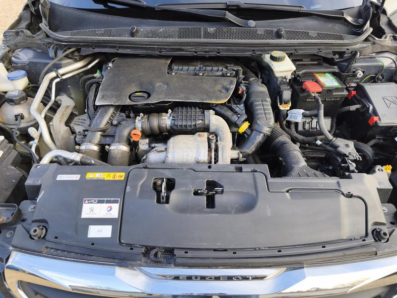 Peugeot 308 1.6 ALLURE BlueHDI