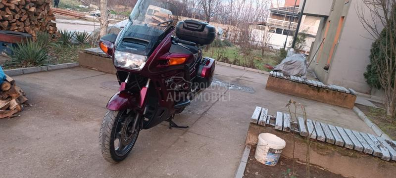 Honda pan european st 1100