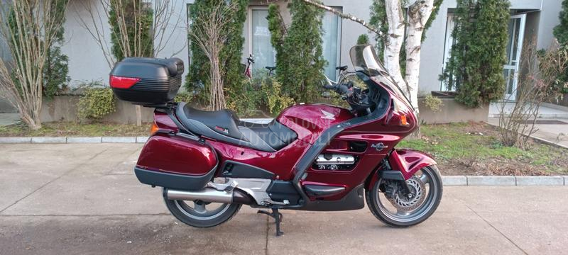 Honda pan european st 1100