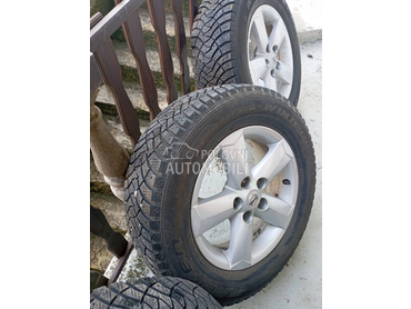 Ostalo 215/65 R16 Zimska